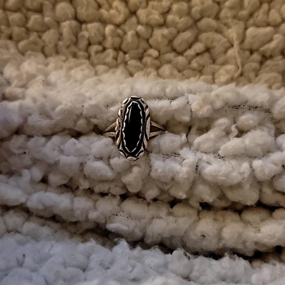 Women's ring